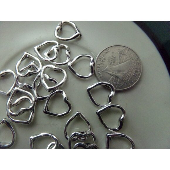 Antique Silver Plated Heart Bead Frames - Picture 2 of 2